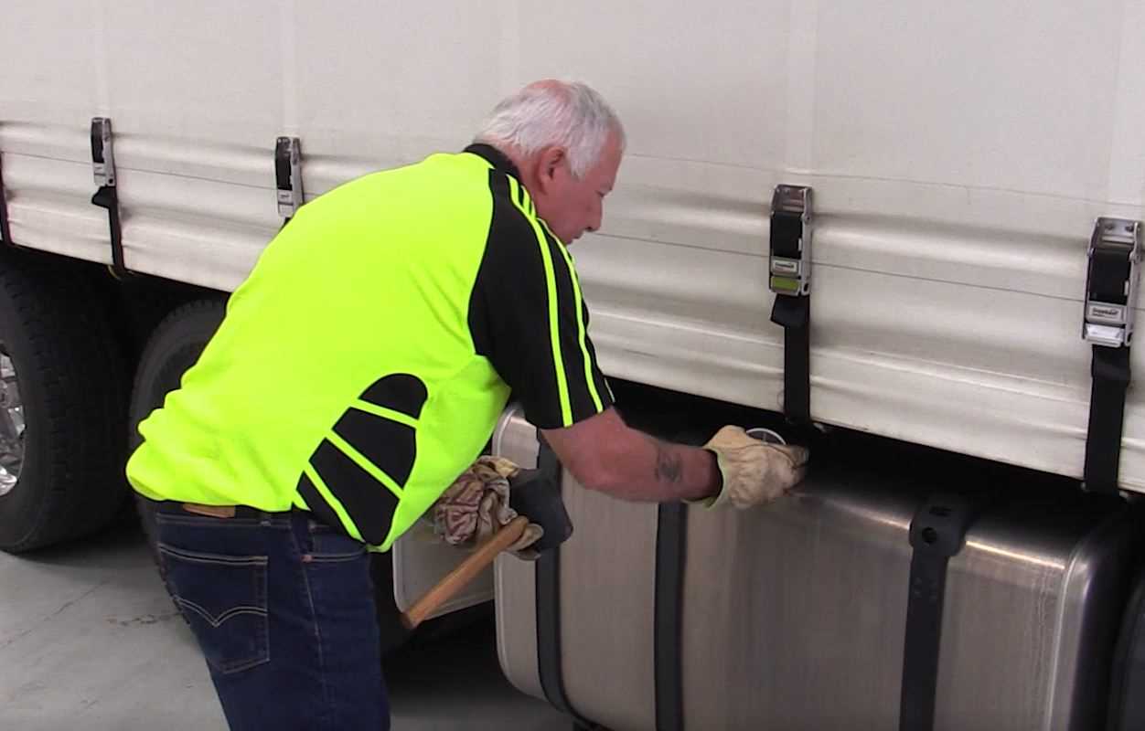 How to do a heavy vehicle predrive check