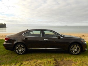 Lexus LS600hL: you struggle to hear the engine sometimes. And it's often just running on the electric motor