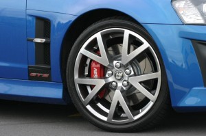 HSV GTS 317kW wheel