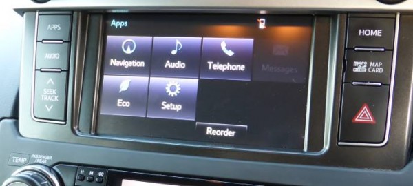 toyota-land-cruiser-prado-2014-apps