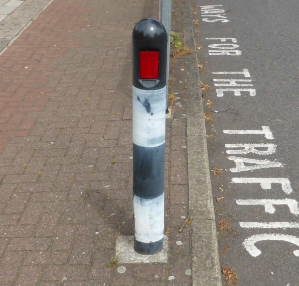 bollard 3