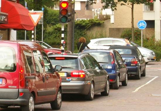 Traffic queued at a red light