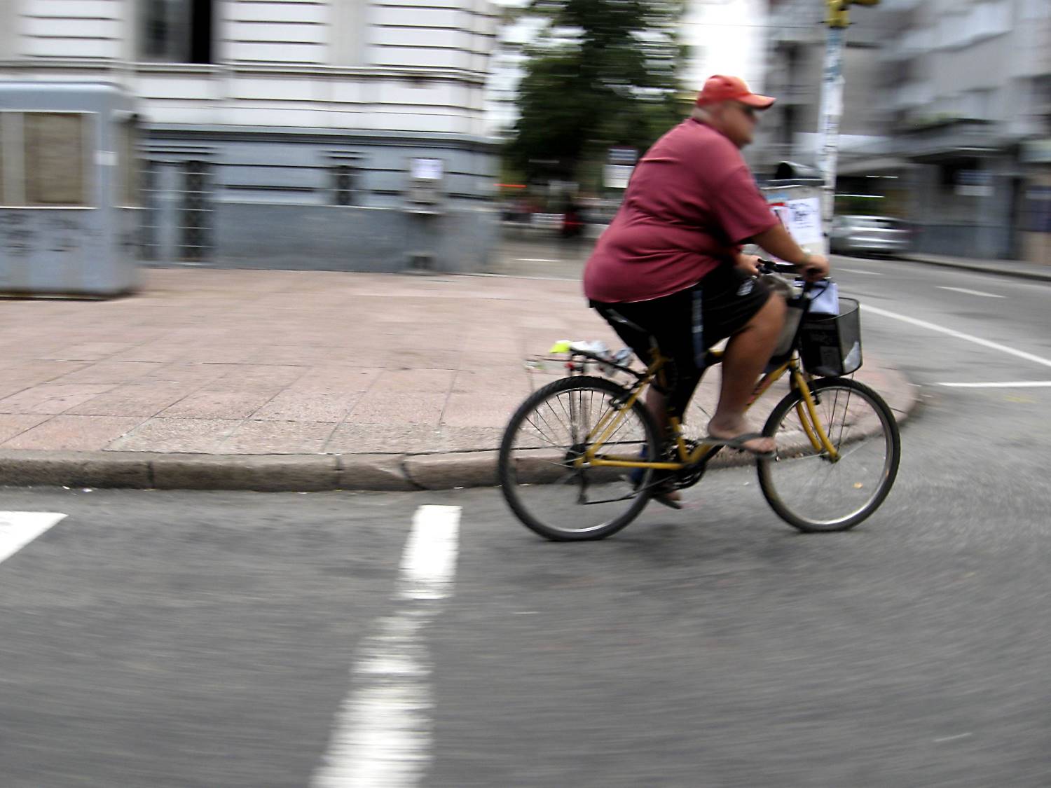 Rules for overtaking cyclists